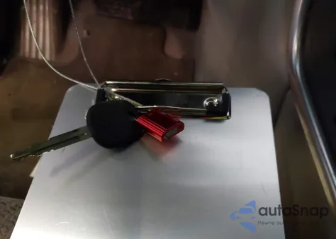 2015 Toyota Camry Le z USA, uszkodzony, nr VIN 4T1BF1FK9FU479361